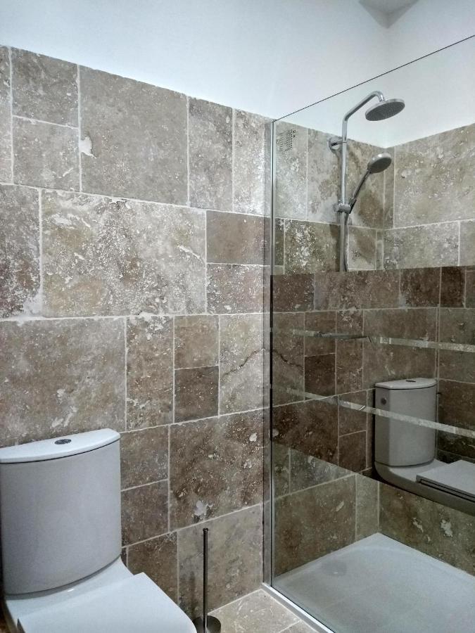 Number15 Guesthouse Каркассонн Екстер'єр фото