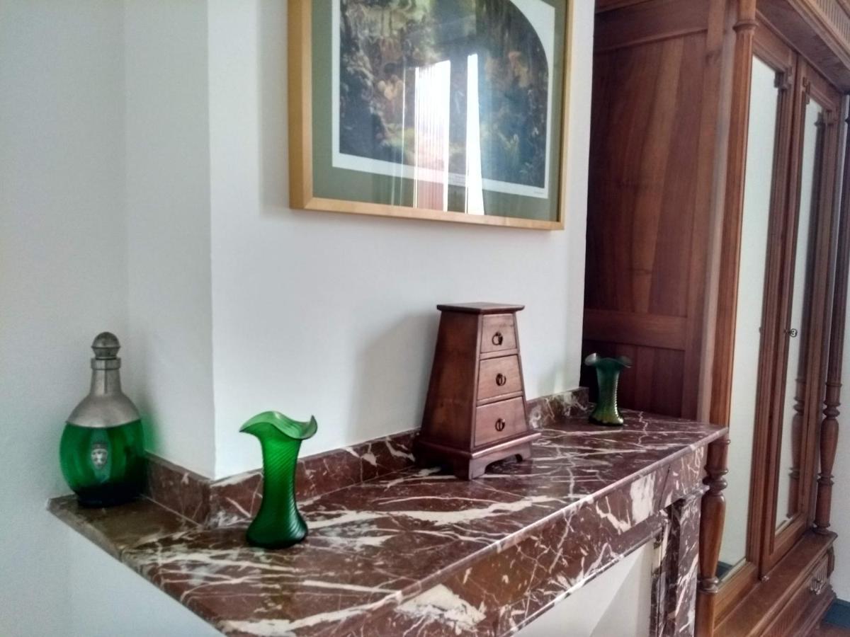 Number15 Guesthouse Каркассонн Екстер'єр фото