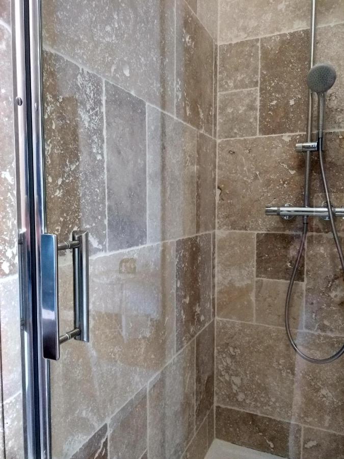 Number15 Guesthouse Каркассонн Екстер'єр фото